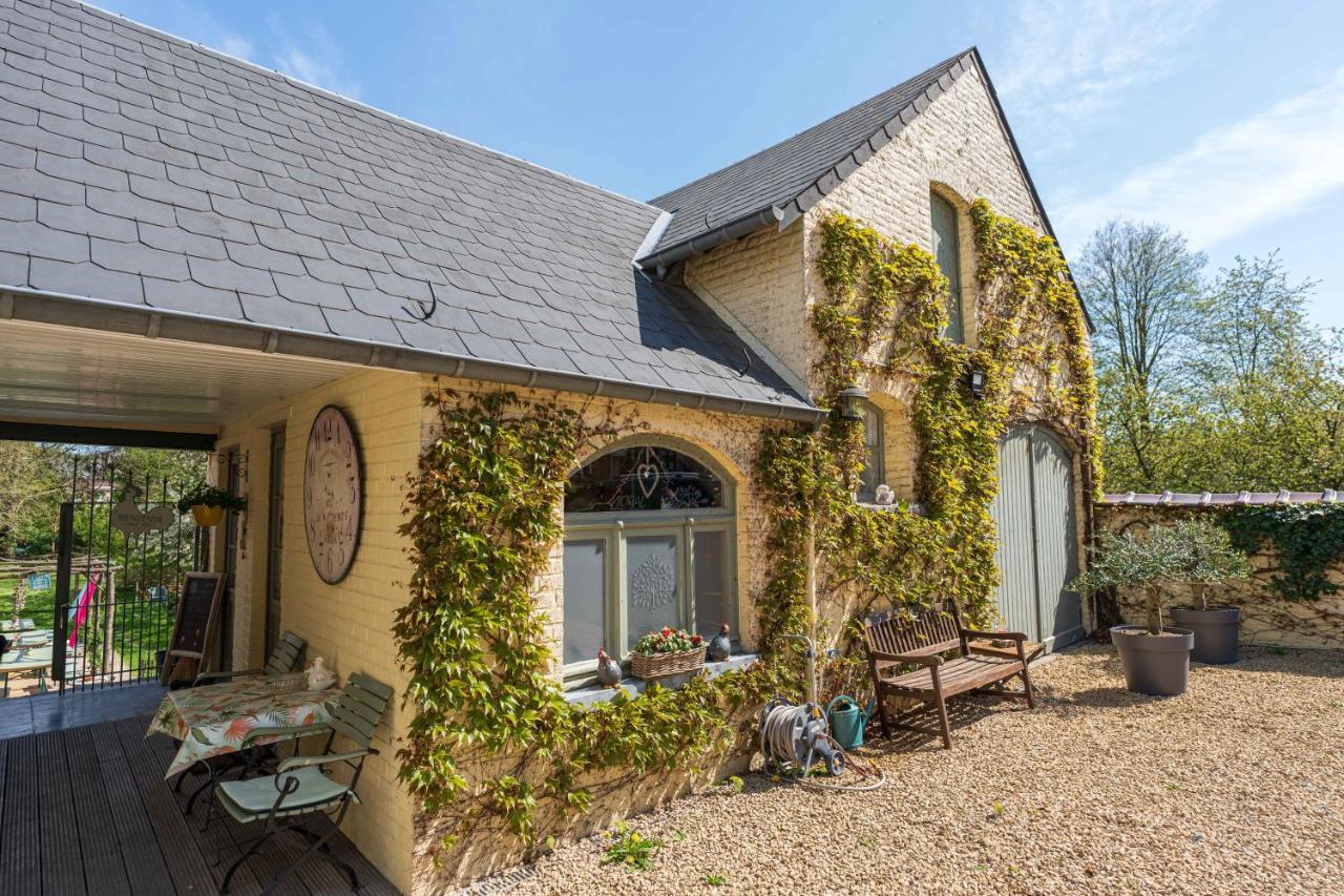 Le Gite Du Jardin Des Secrets Namur Ngoại thất bức ảnh
