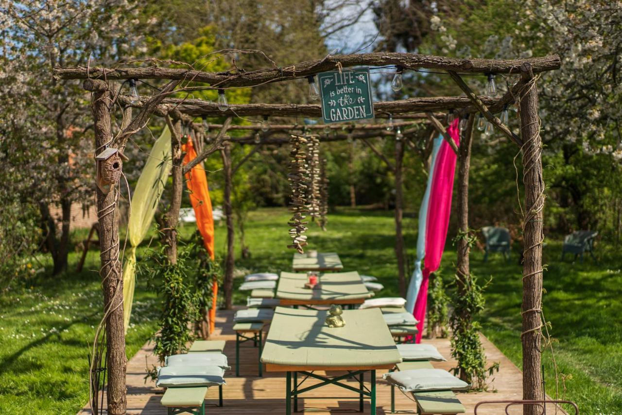Le Gite Du Jardin Des Secrets Namur Ngoại thất bức ảnh